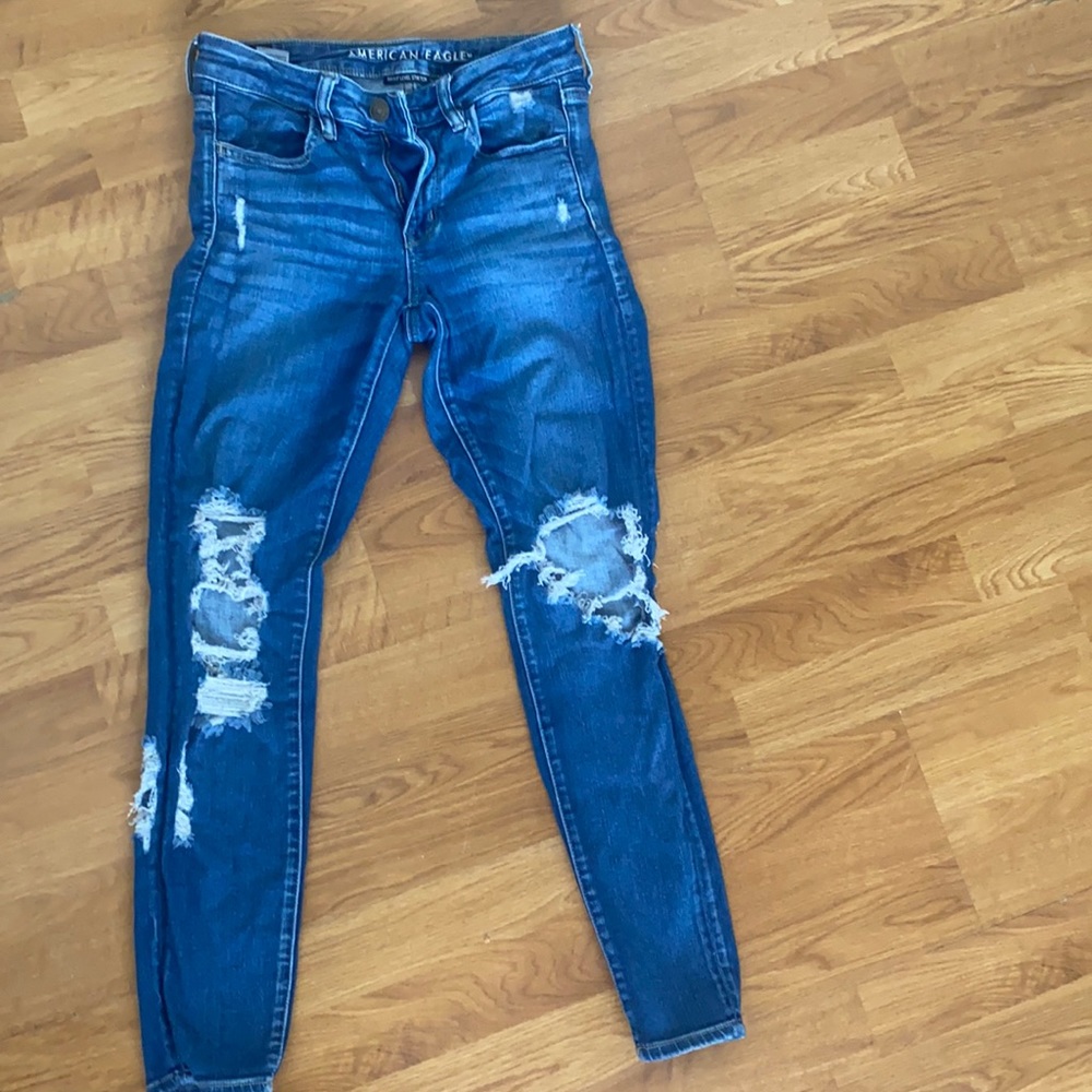 American eagle ripped jegging